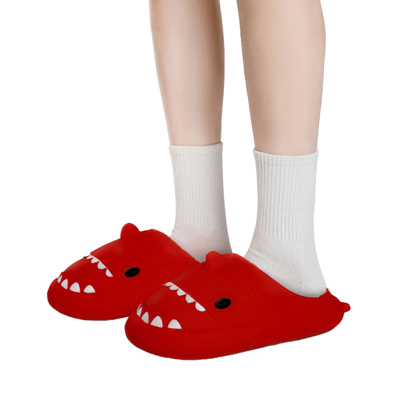 Red Original Shark Slides Supplier Fur Platform Comfortable Winter Warm Soft House Family Slippers Winter Bedroom Indoor Shoes 